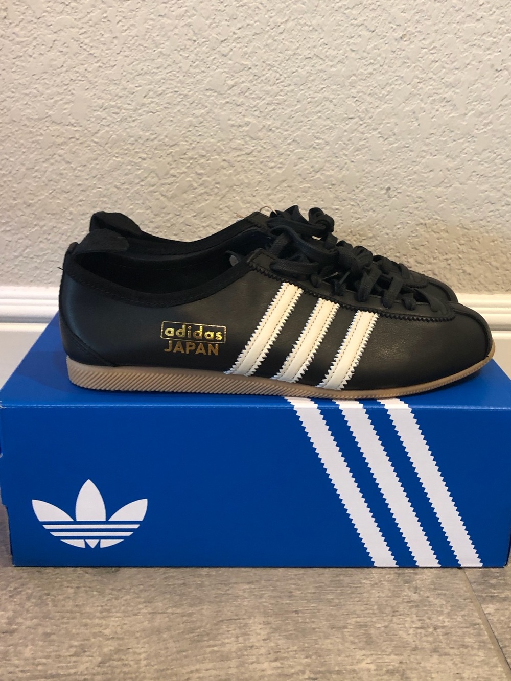 New Adidas Originals Country Japan Leather Sneakers Black White Mens Shoes